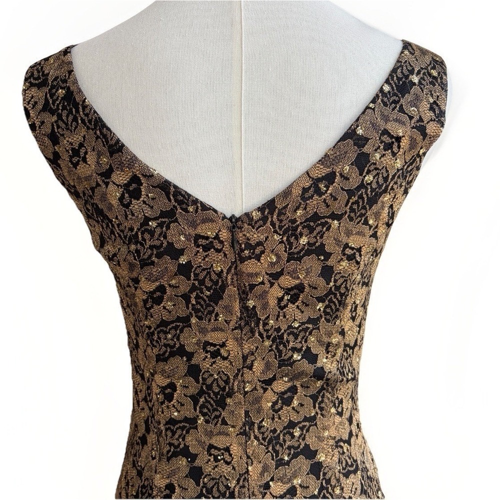 Mica Sleeveless Black Lace Cocktail Dress Sz 4 Sheath Gold Metallic Event Formal - Picture 6 of 16